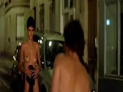 Omahyra mota kvinne naken og sex scene