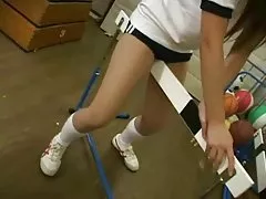 Japanske skolejenter humping rundt gym