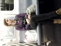 Wanker blinkende dick i metro
