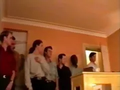 Fransk kvinne med briller gangbang