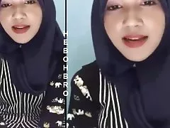 Hijab liker å drikke cum