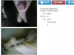 Kåt engelsk jente blinkende fitte på chatrandom