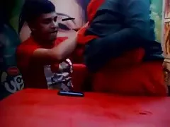 Desi par kantine skandale