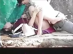 Thailandsk par utendørs