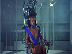Natasha henstridge - arter 2